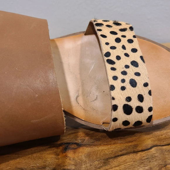 Dolce Vita Vala Leopard Print Calf Hair Slide Sandals - Picture 6 of 12